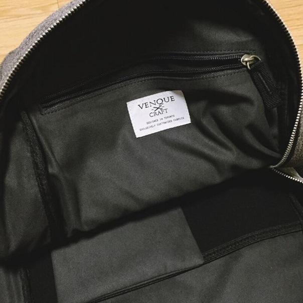 长情不如久伴的图片,陪我很久的双肩包