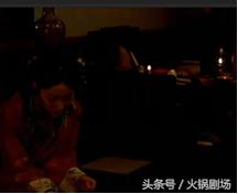 梁朝伟在这片里居然是一个抖M狂，那么问题来了，是谁在虐他