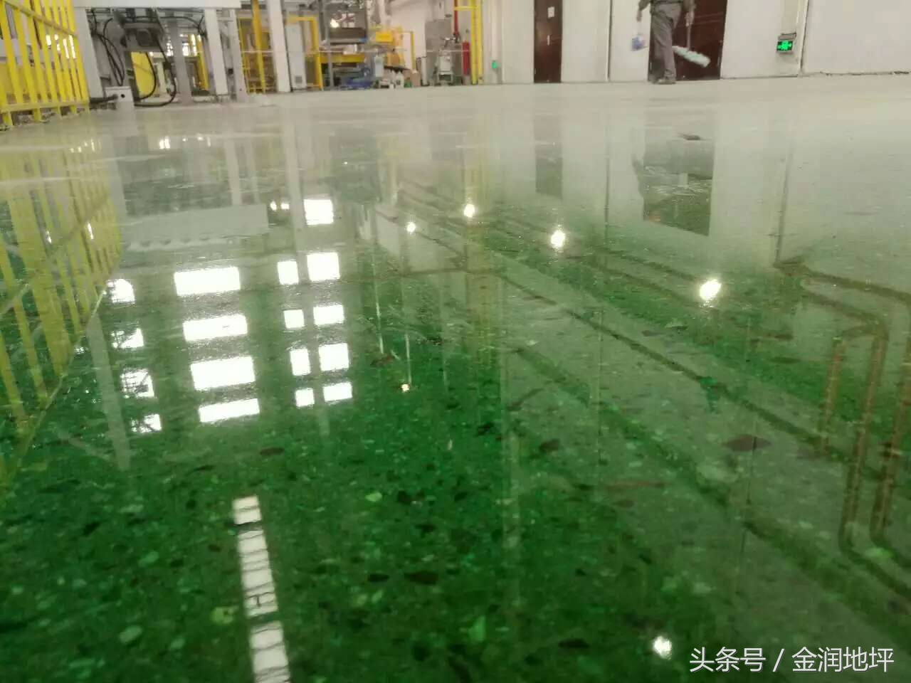 水泥稳定层摊铺多久洒水养护,前期防水没做好后面怎么补救