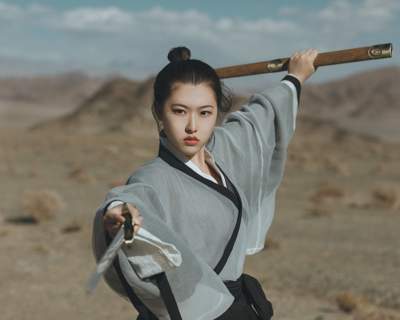 小说：被人看不起的穷小伙，如今强势归来，绿茶婊立马主动示好