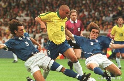 实况2021实用过人技巧,pes2016实用过人技巧