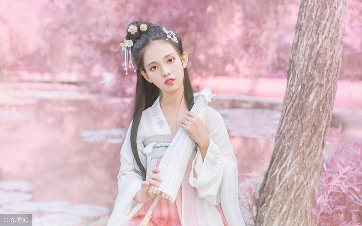 两只小可爱一起成长,两只小可爱一见如故