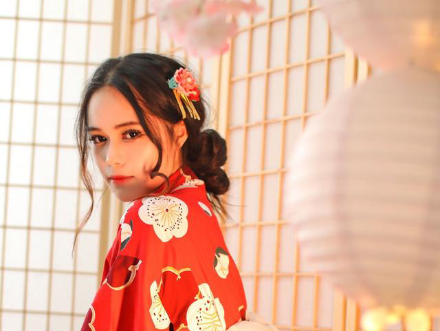 小说：没错，她就是故意的，只不过是先小小收点利息罢了