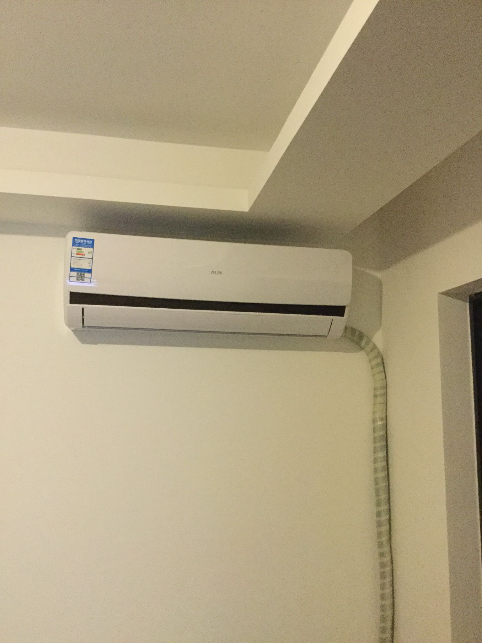 冬天空调开到28度不暖和怎么回事,夏季空调睡觉开26度还是28度舒服