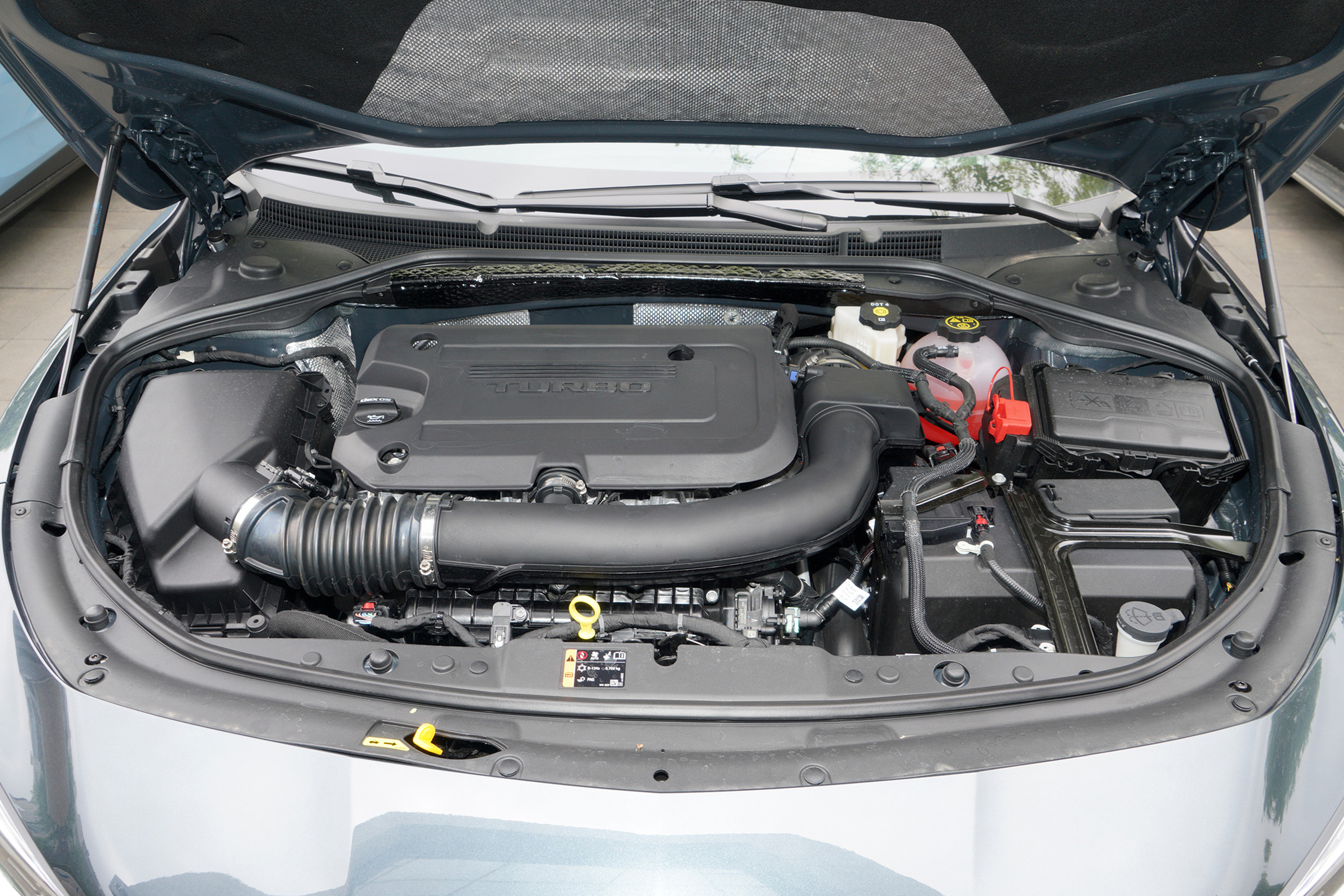 君越亏电搭电无法启动,10年2.4别克君越电瓶没坏总是亏电