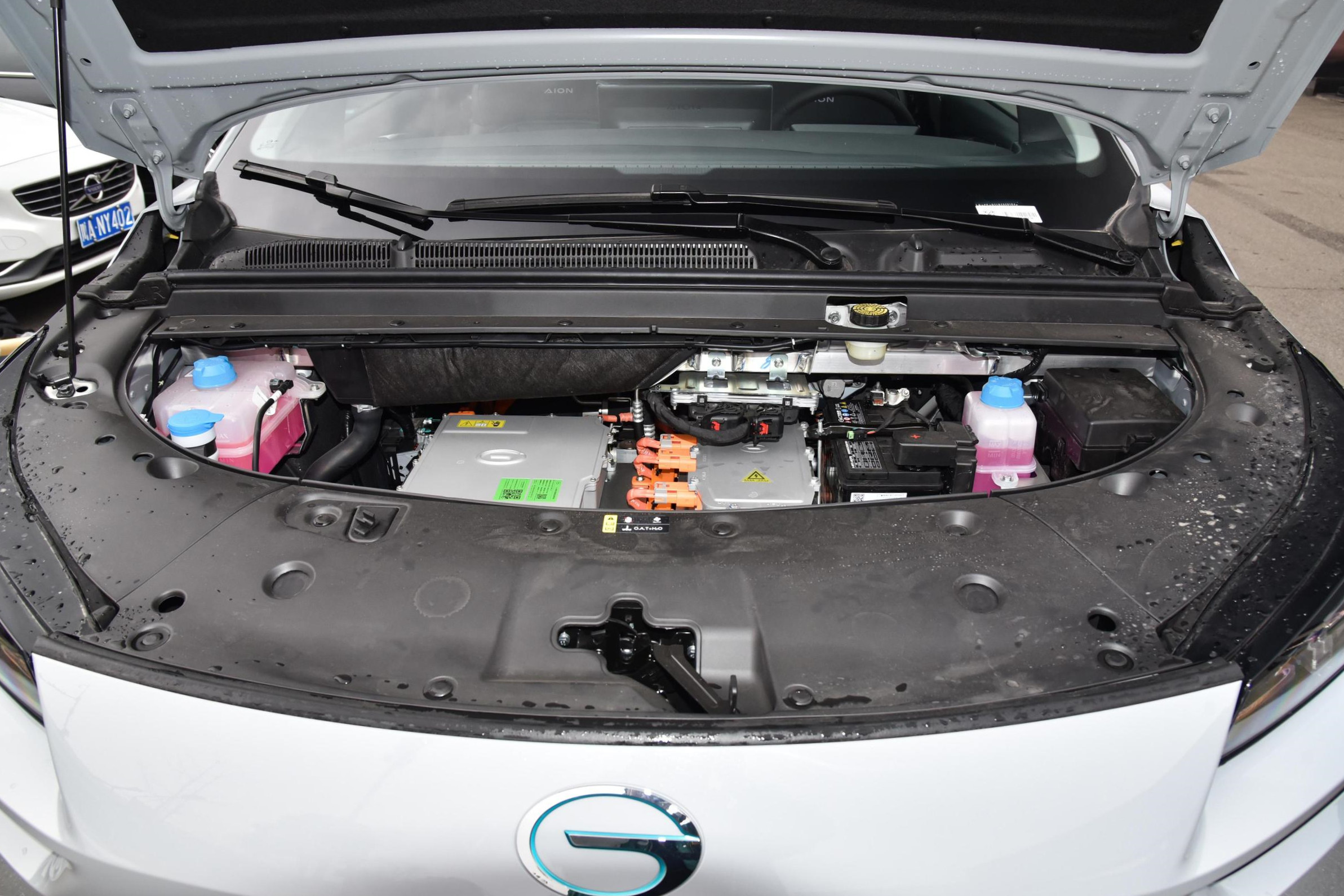 广汽埃安新款aionvplus预售售价,广汽埃安aionvplus官图