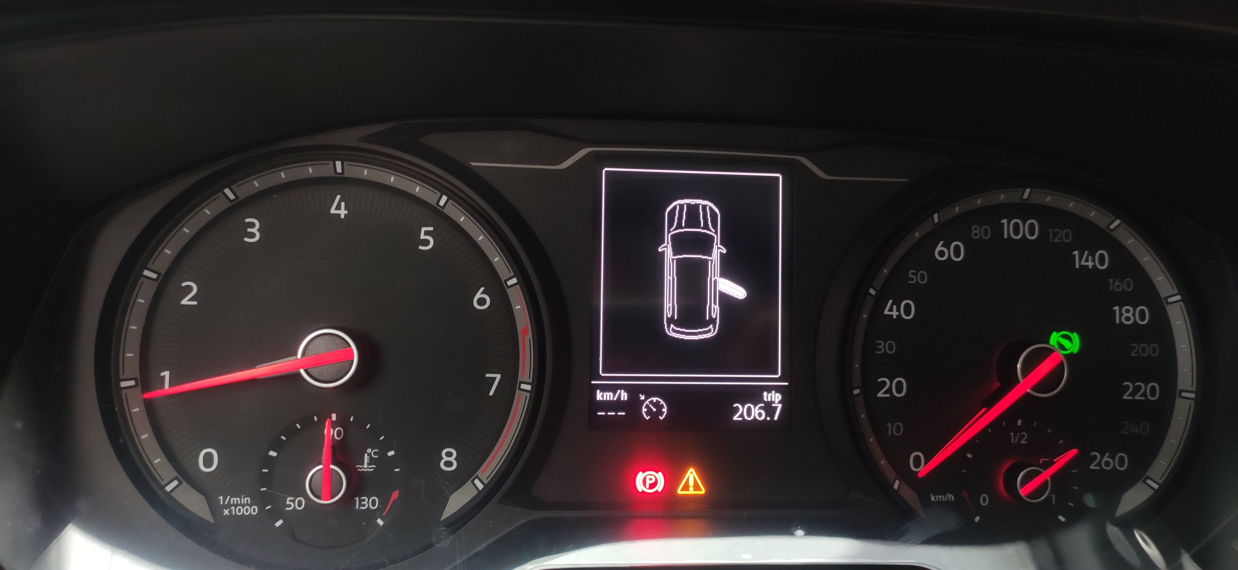 途岳怎么加玻璃水全过程,途岳玻璃水加注位置及容量多少