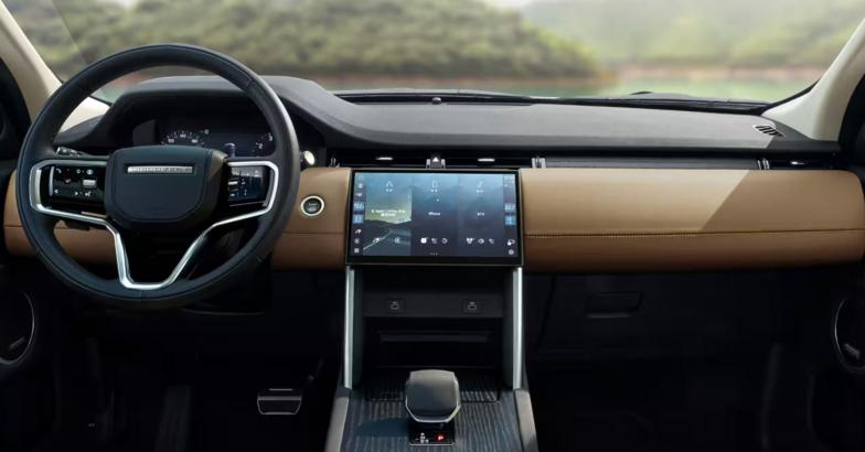 路虎最便宜的车型，发现运动版，20.98万起的中型SUV，标配2.0T