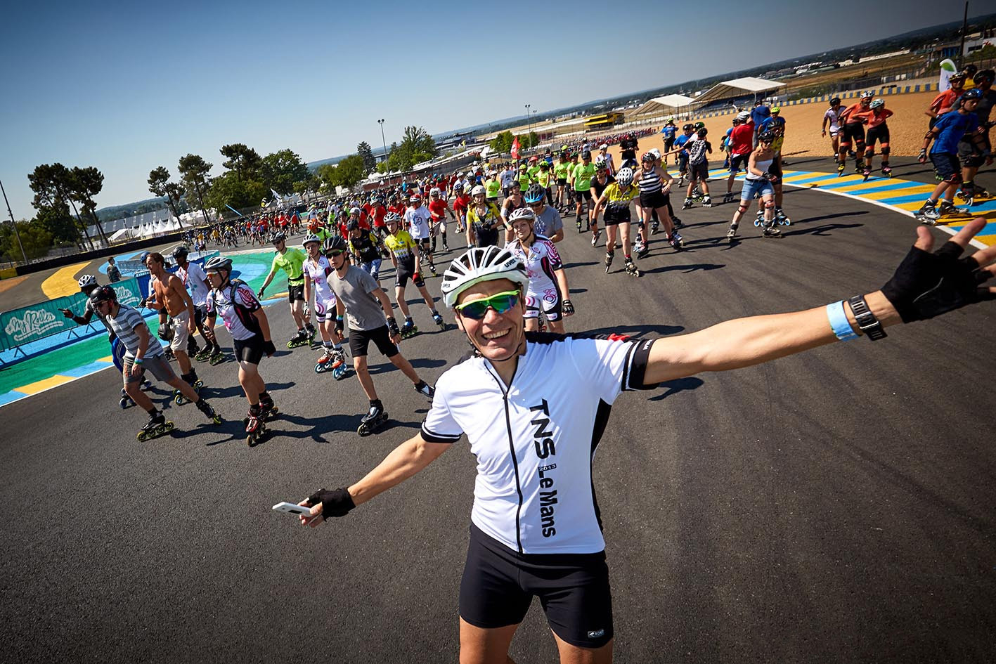 纯电续航15公里，法国初创公司推出全球首款“电动鞋”