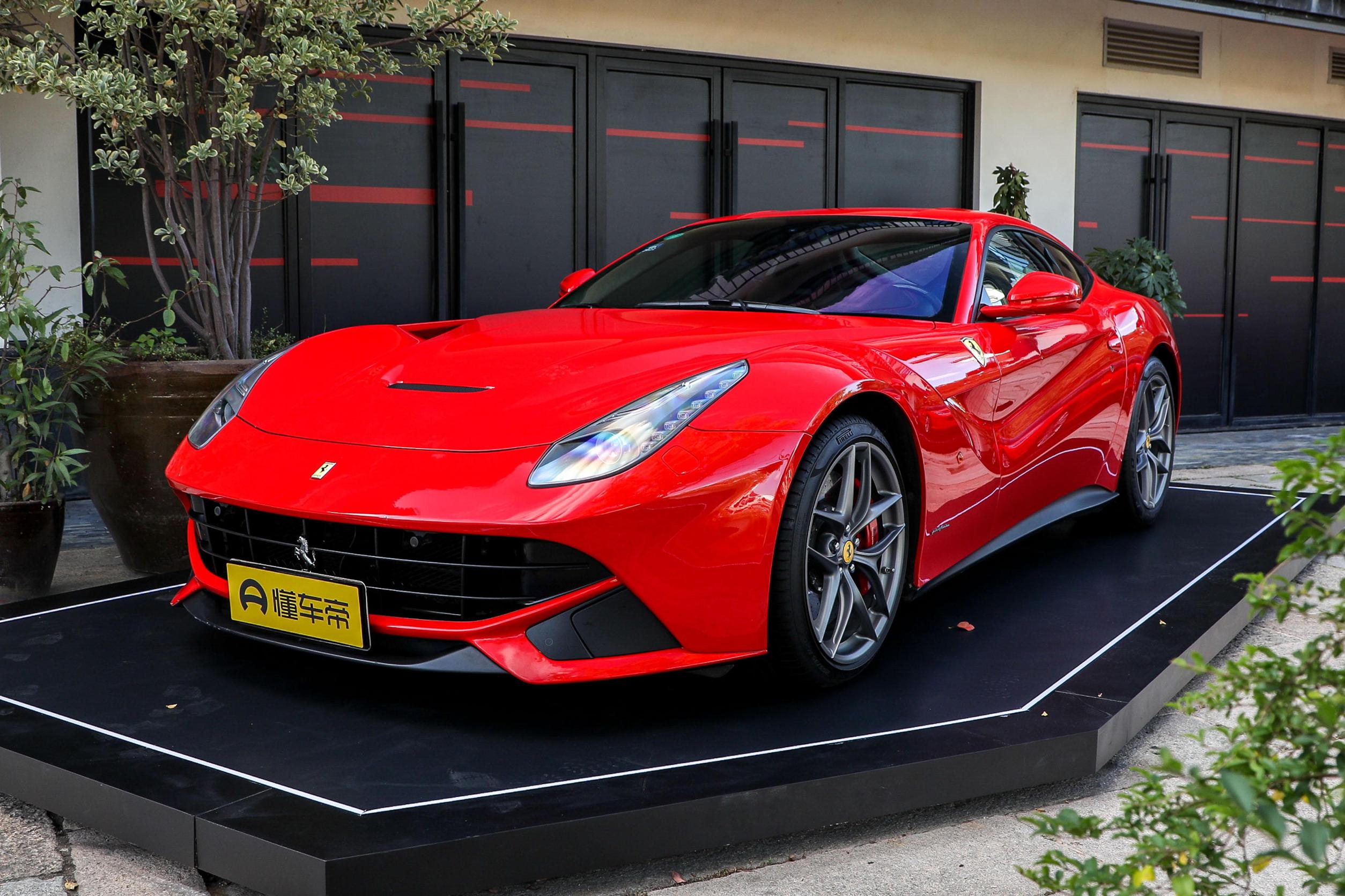 足球赛世界杯卡塔尔跑车,卡塔尔世界杯足球飞行速度