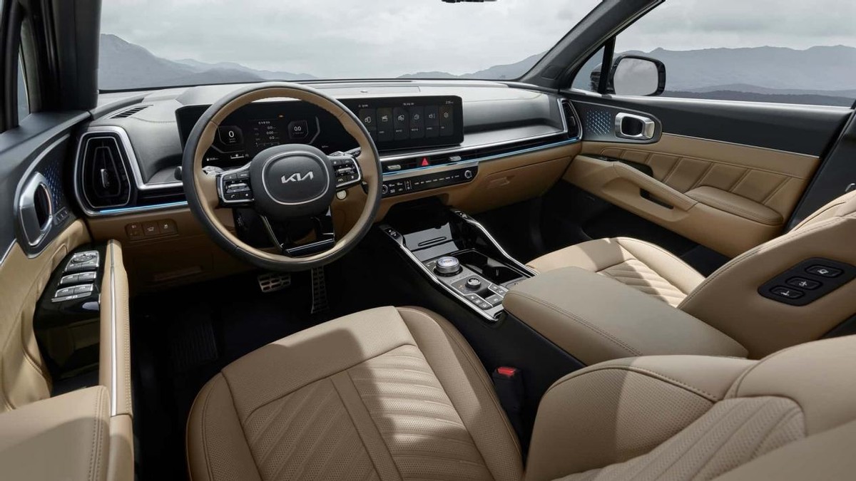 新款起亚索兰托海外上市，售价约RMB24万，提供2.2T柴油动力