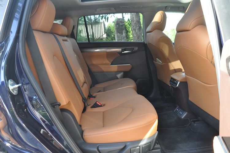 全新丰田汉兰达2.0t路上试驾,第四代丰田汉兰达国内试驾