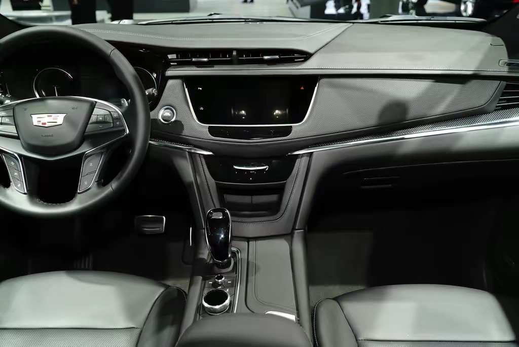 凯迪拉克xt5两驱豪华免多少购置税,凯迪拉克xt5欢迎垂询29.99万起售