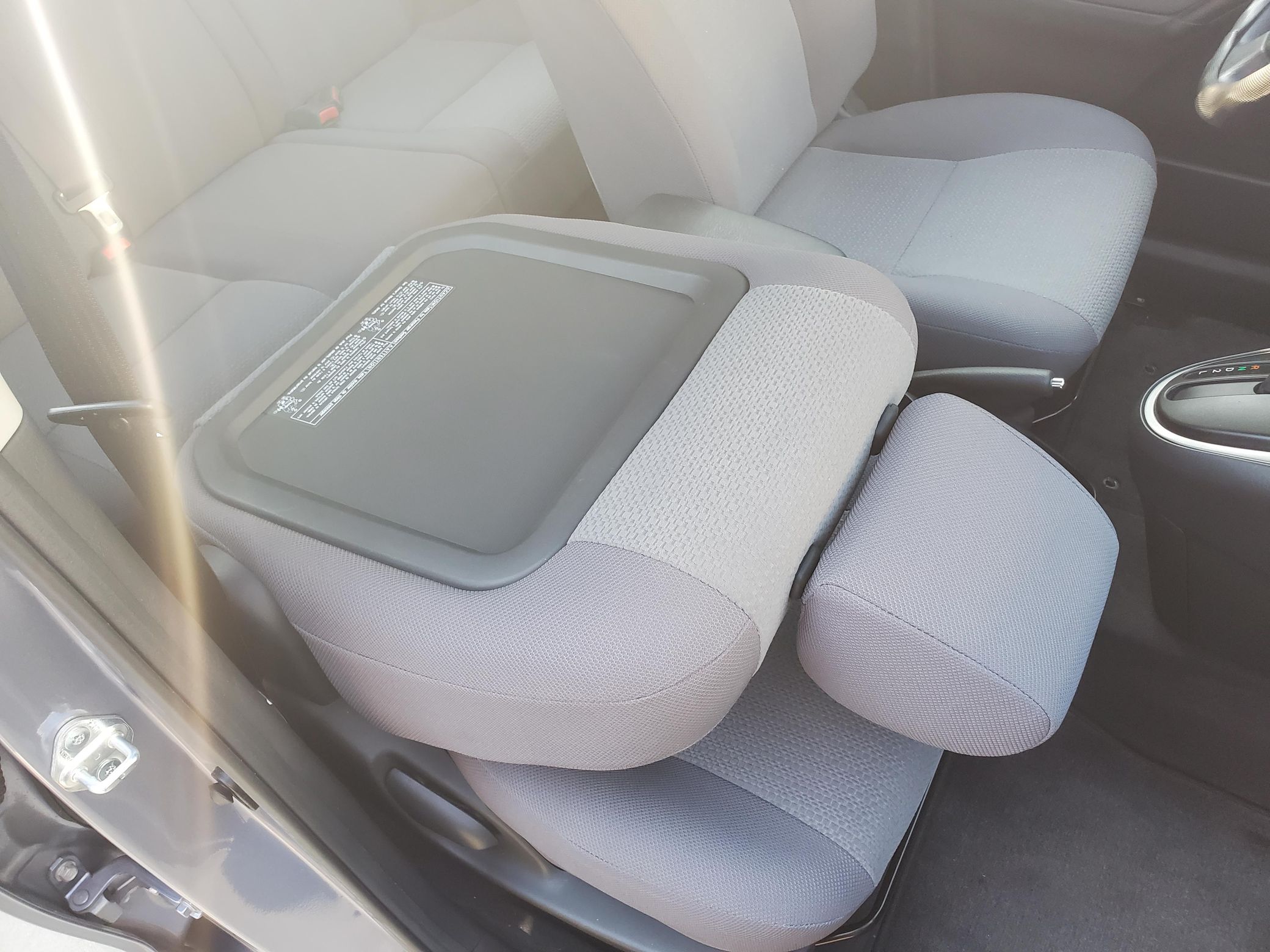 19年丰田二手车多少钱,19年丰田1.6卡罗拉多少钱