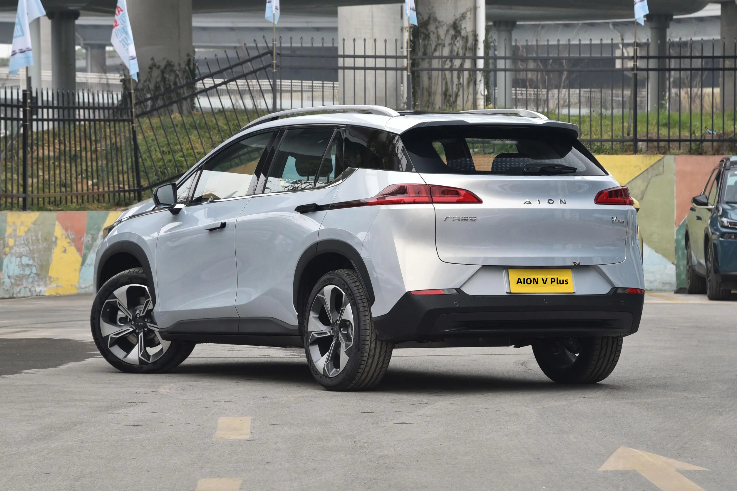 广汽埃安新款aionvplus预售售价,广汽埃安aionvplus官图