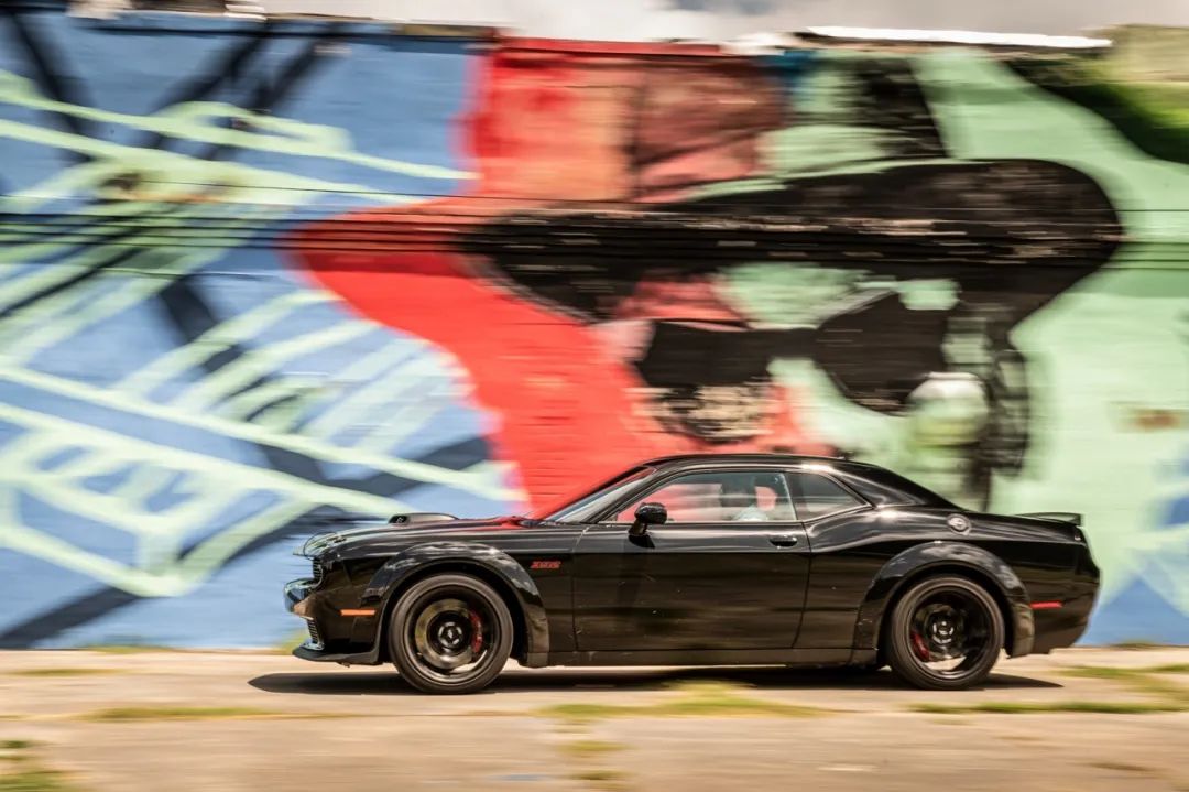 道奇挑战者驾驶视频手持拍摄,道奇挑战者驾驶操作