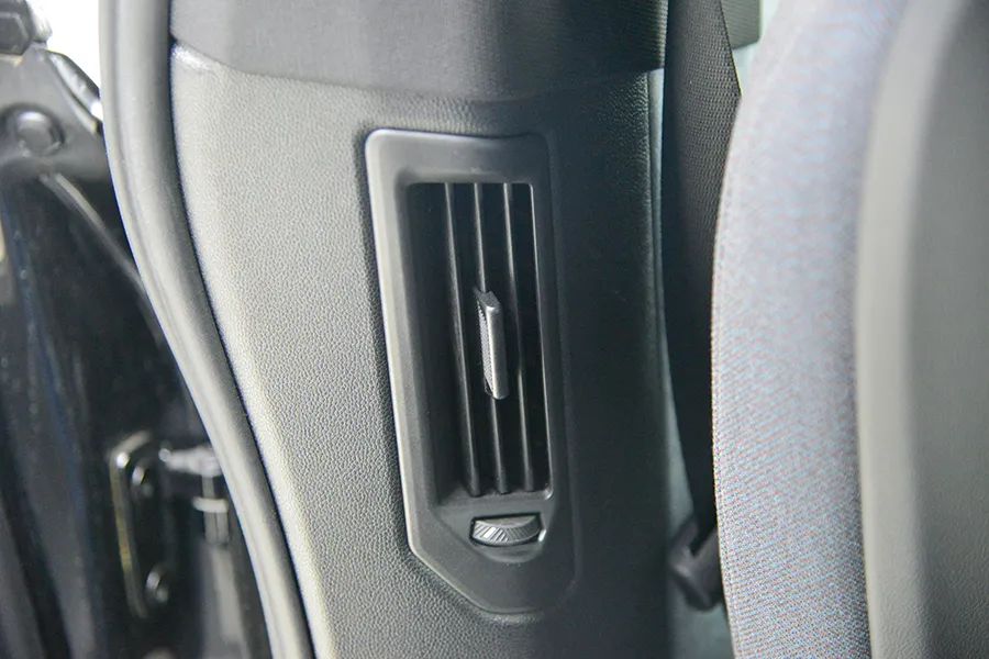 宝马ix系列空间对比,宝马ix首次亮相