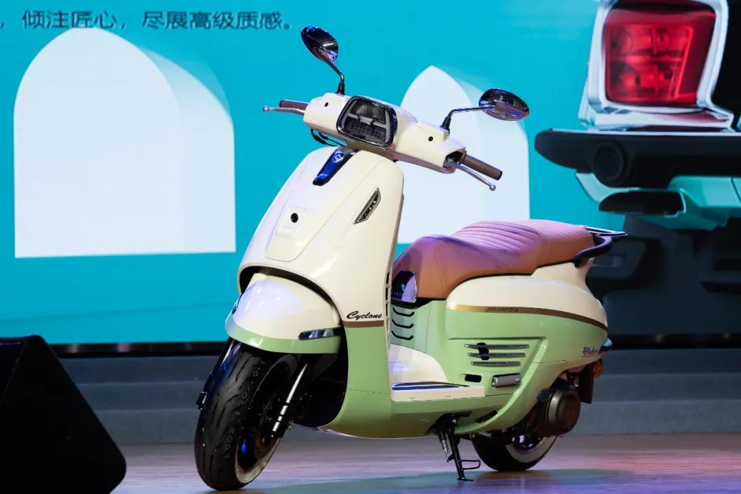 宗申week8改装bobber,宗申四缸2.8米新车