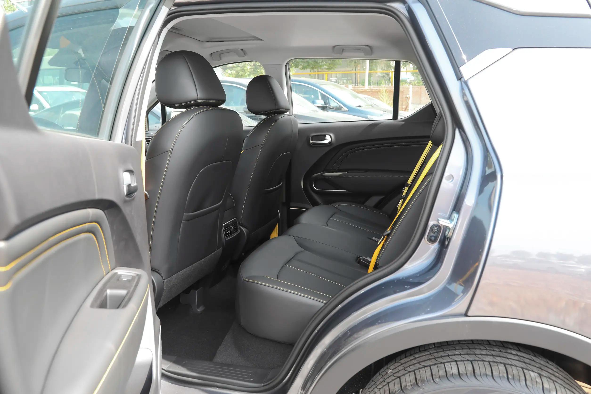 13万元预算买这款suv很靠谱,10万左右国产小型suv车推荐