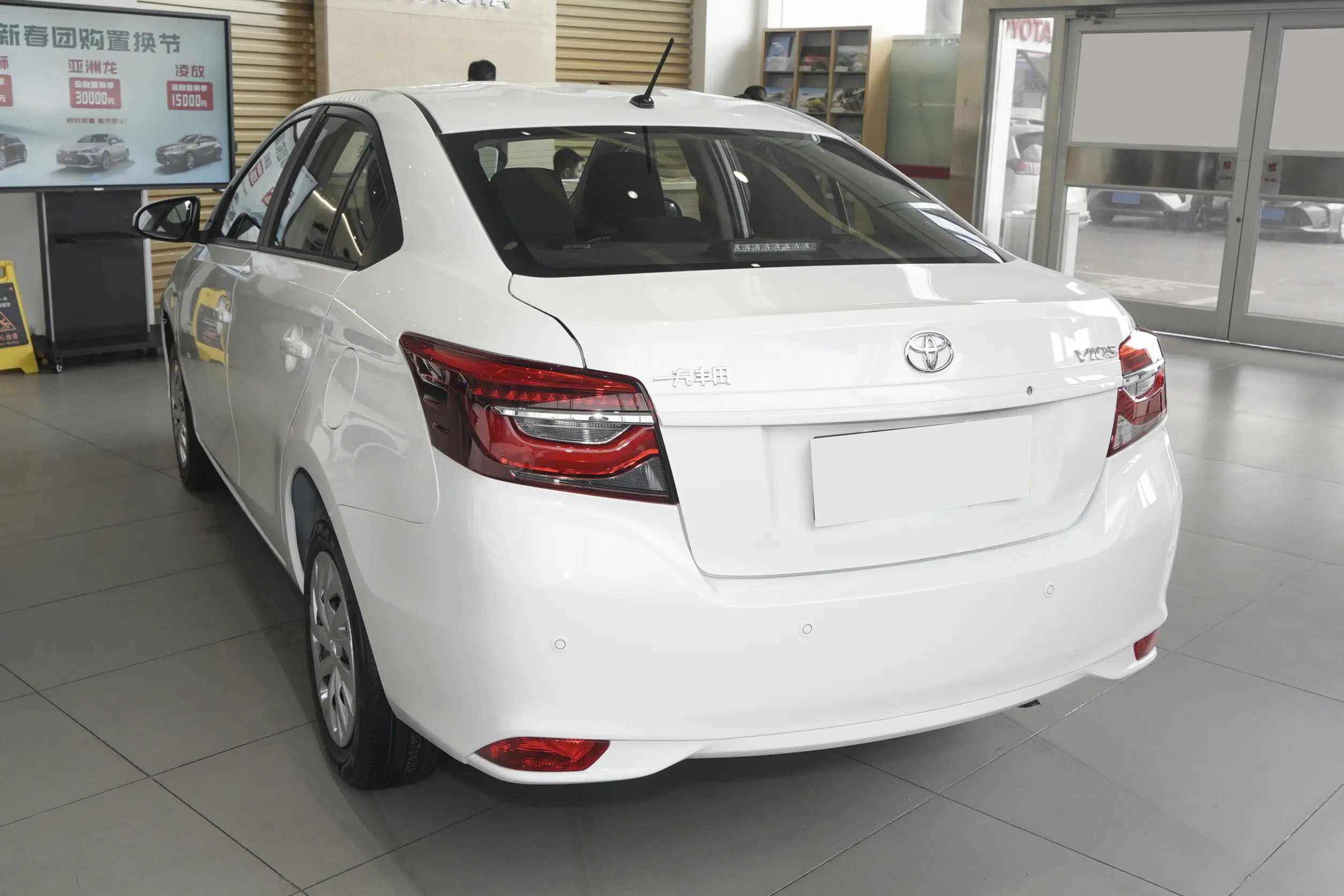 2020丰田6万到7万的代步车,6.38万丰田