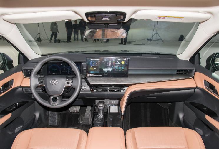 凯美瑞2021精英版和雅阁20211.5t,2016凯美瑞2.0和雅阁2.0选哪个好