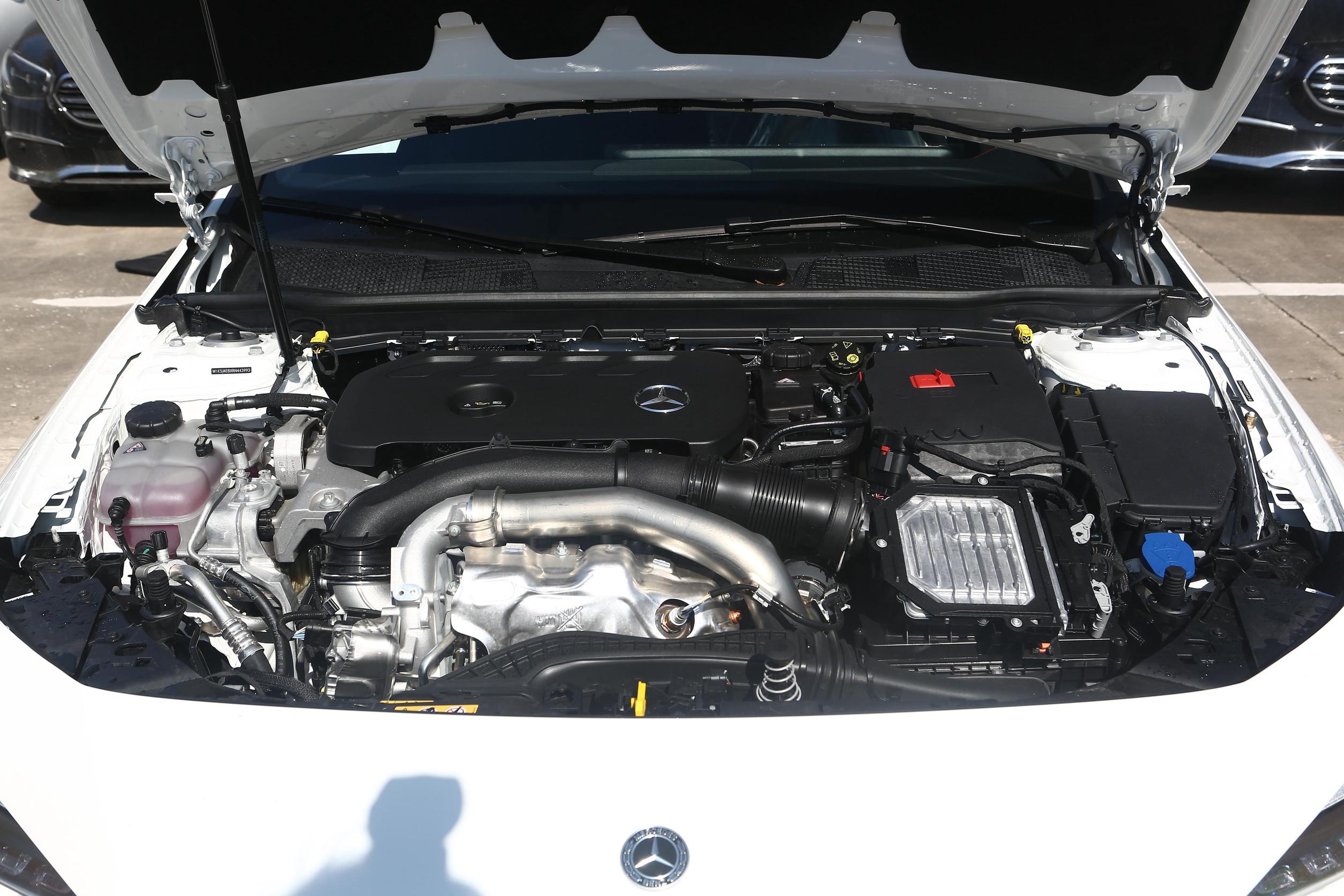 30万能买什么样的奔驰内饰,30万以内能买奔驰哪几款