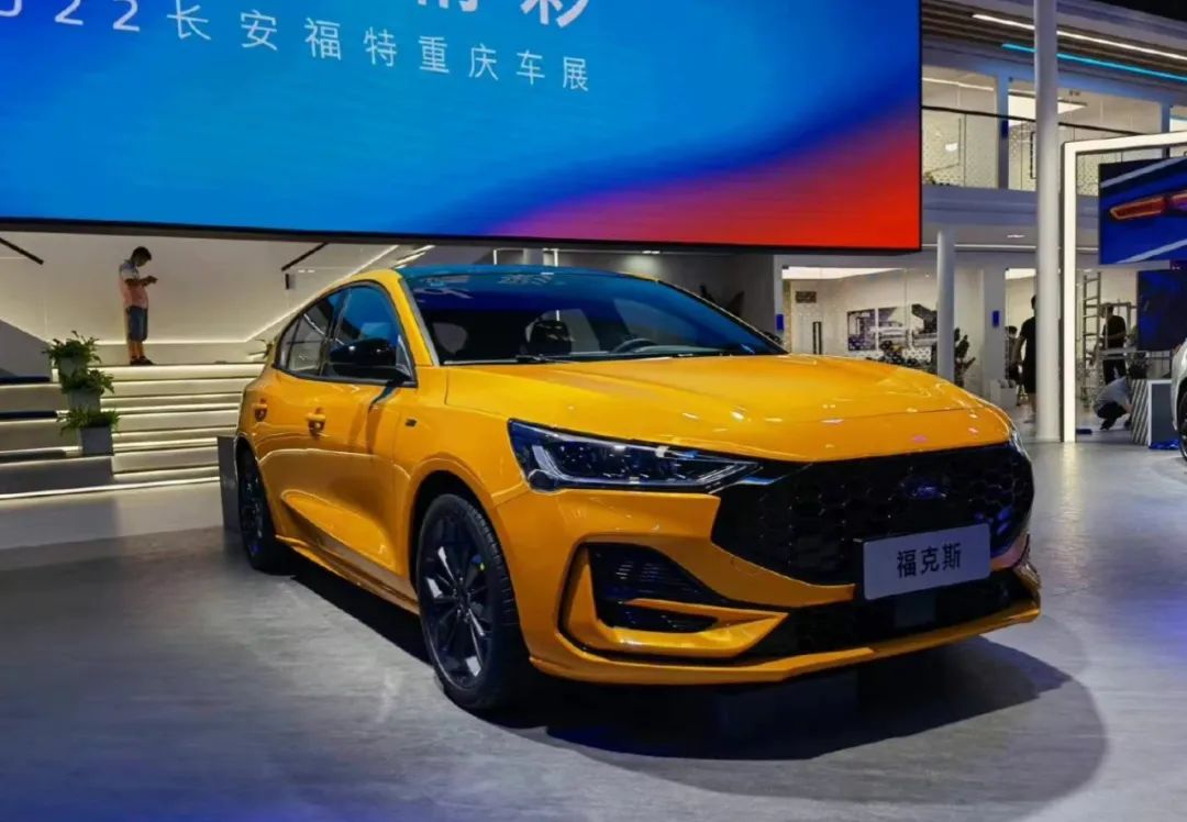又嫌太贵,新款福克斯到底定价多少你们才满意?