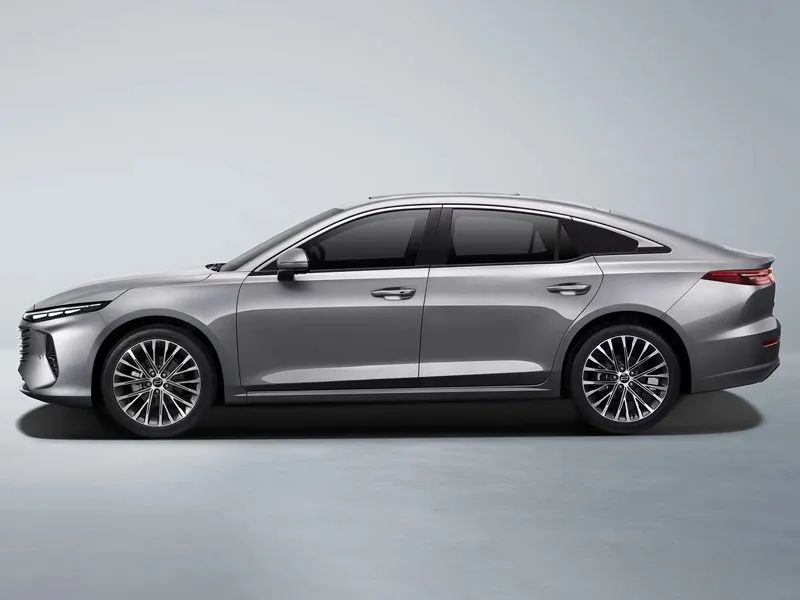 奔腾b70四代领御版和领航版,长安uni-v奔腾b70四代