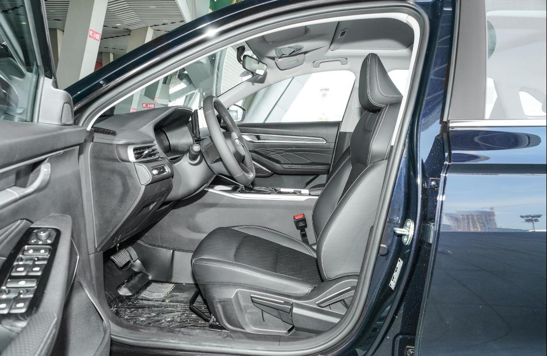 买车没头绪15万元家轿首选这几款,过年买车不着急4款轿车值得考虑