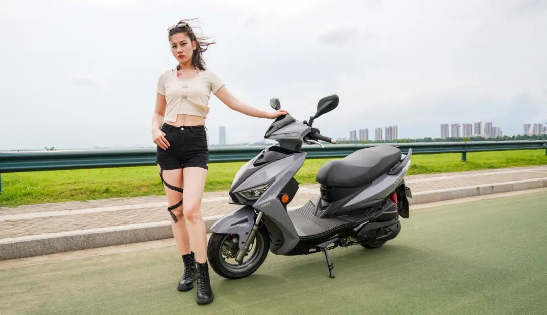 2019款光阳猎路者150测评,光阳racing150最新款具体配置