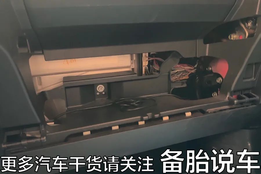 如何购买和更换空调滤芯空气滤芯,如何更换空调滤芯有何注意事项