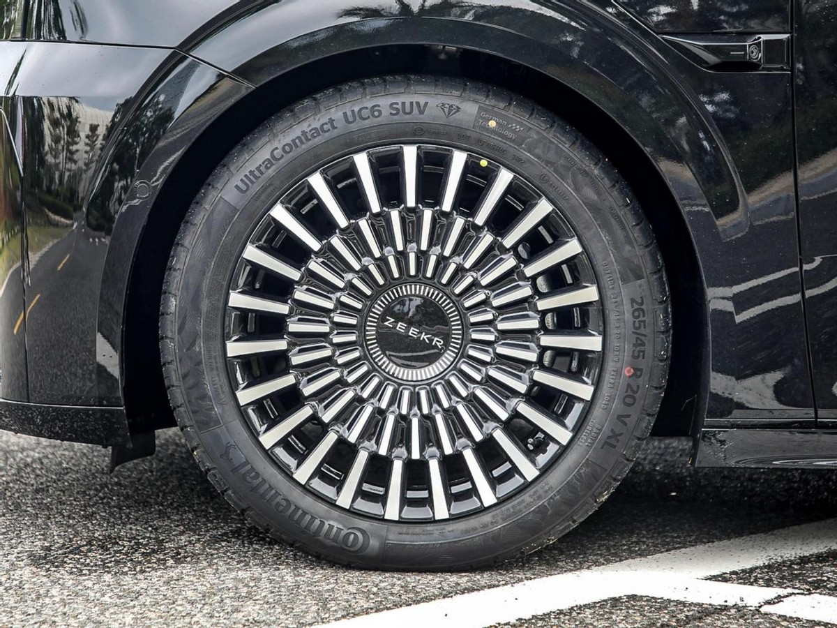 即将大七座纯电动mpv,纯电动汽车中型mpv