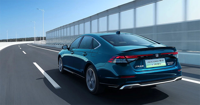 雅阁ephev插混版驾驶中可以充电吗,合资最好的新能源车