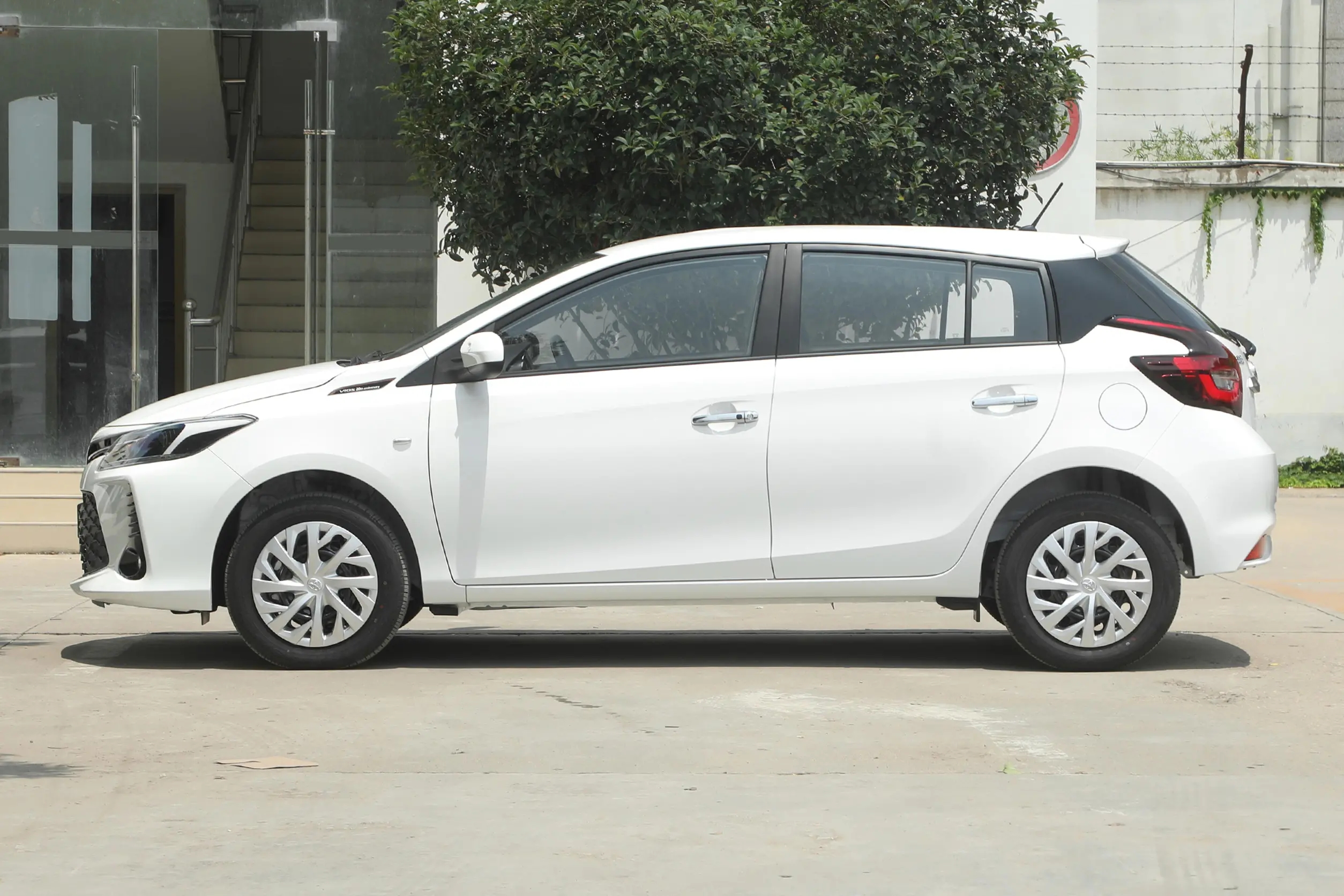 2017年的丰田威驰fs值得买吗,上下班代步车最新丰田威驰fs