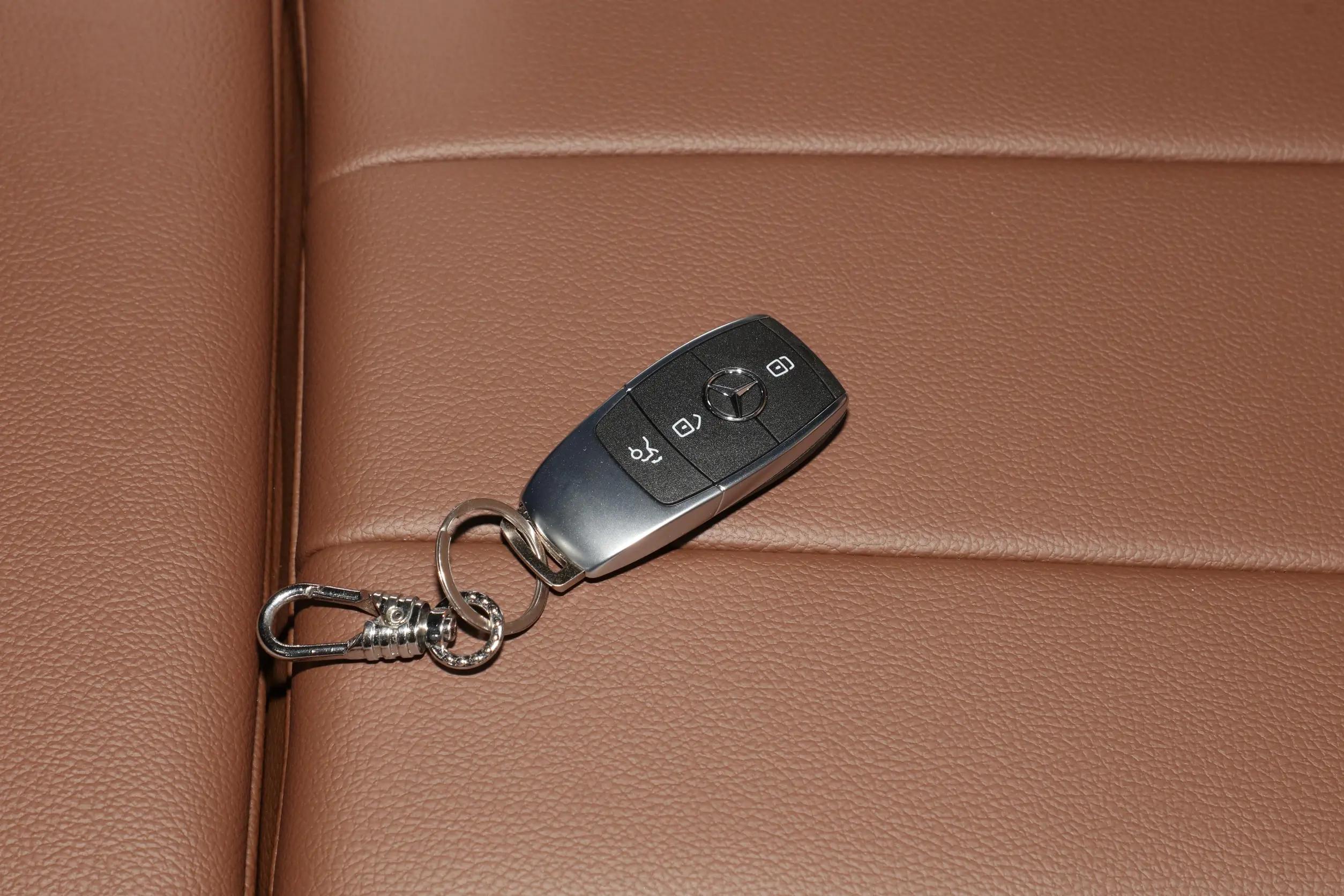 2022款奔驰全新glb2207座多少钱,奔驰2.0tglb七座