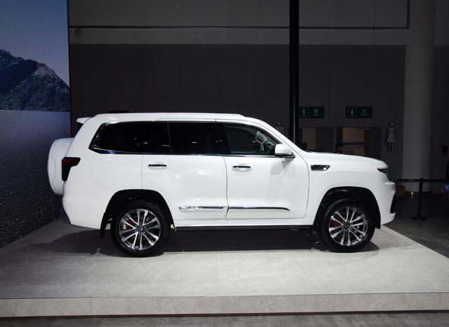 普拉多和bj60对比,开了五年的普拉多