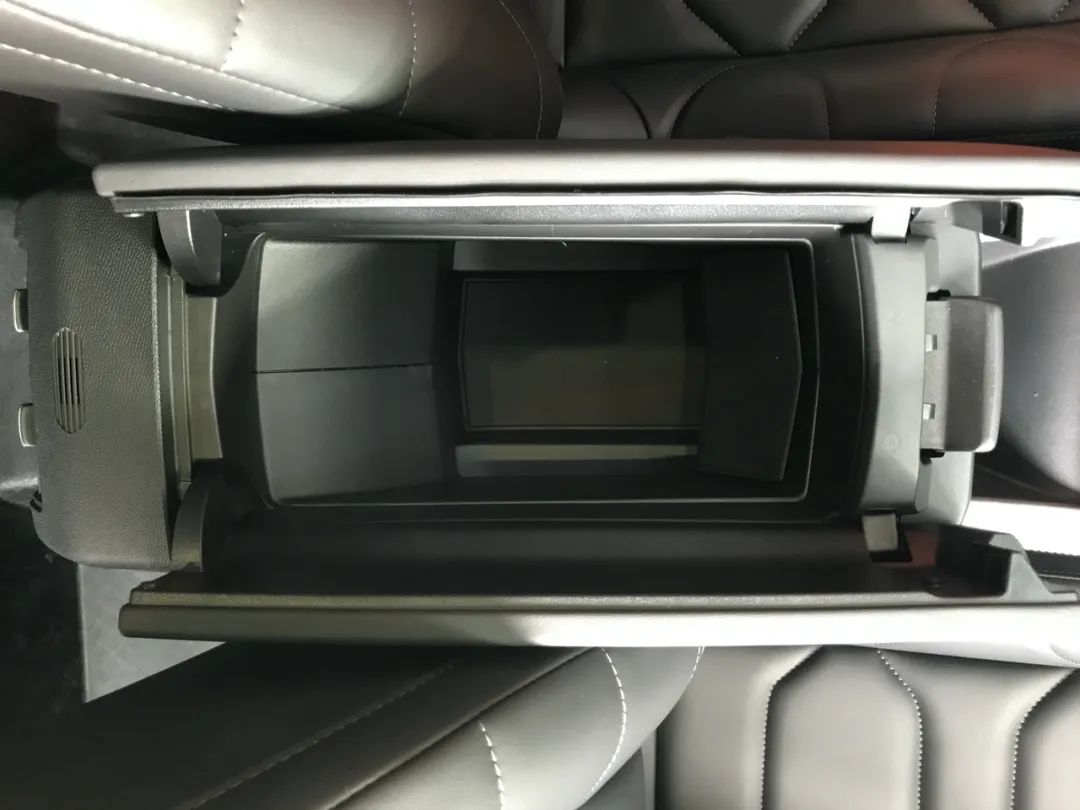 雪铁龙凡尔赛c5x深度体验,雪铁龙凡尔赛c5x试驾评测油耗