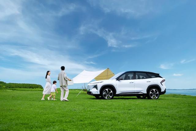 2023款吉利银河l6完全评价报告,被低估的轿车