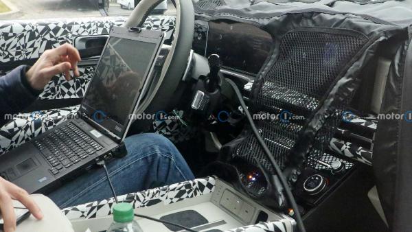 2023广州车展：全新现代胜达亮相,2013款现代胜达7座四驱顶级型配置