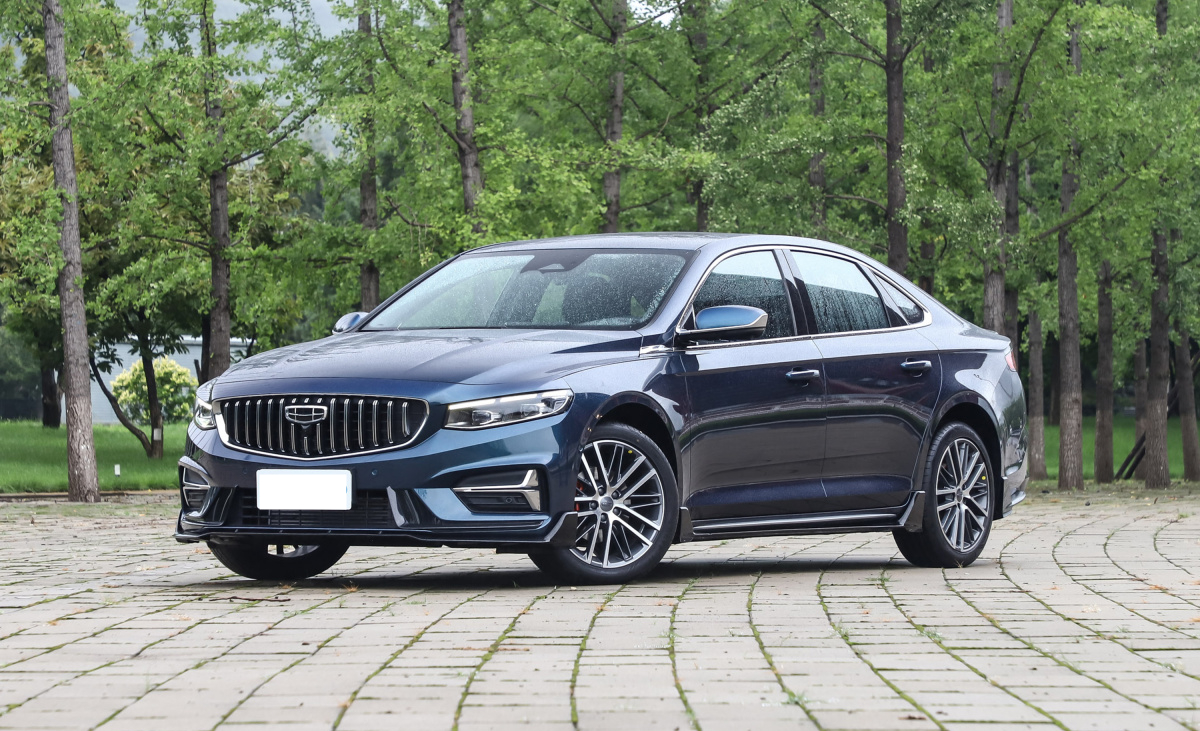 跃居销量榜第十，7.9s破百，配BOSE音响，带你看2023款吉利星瑞