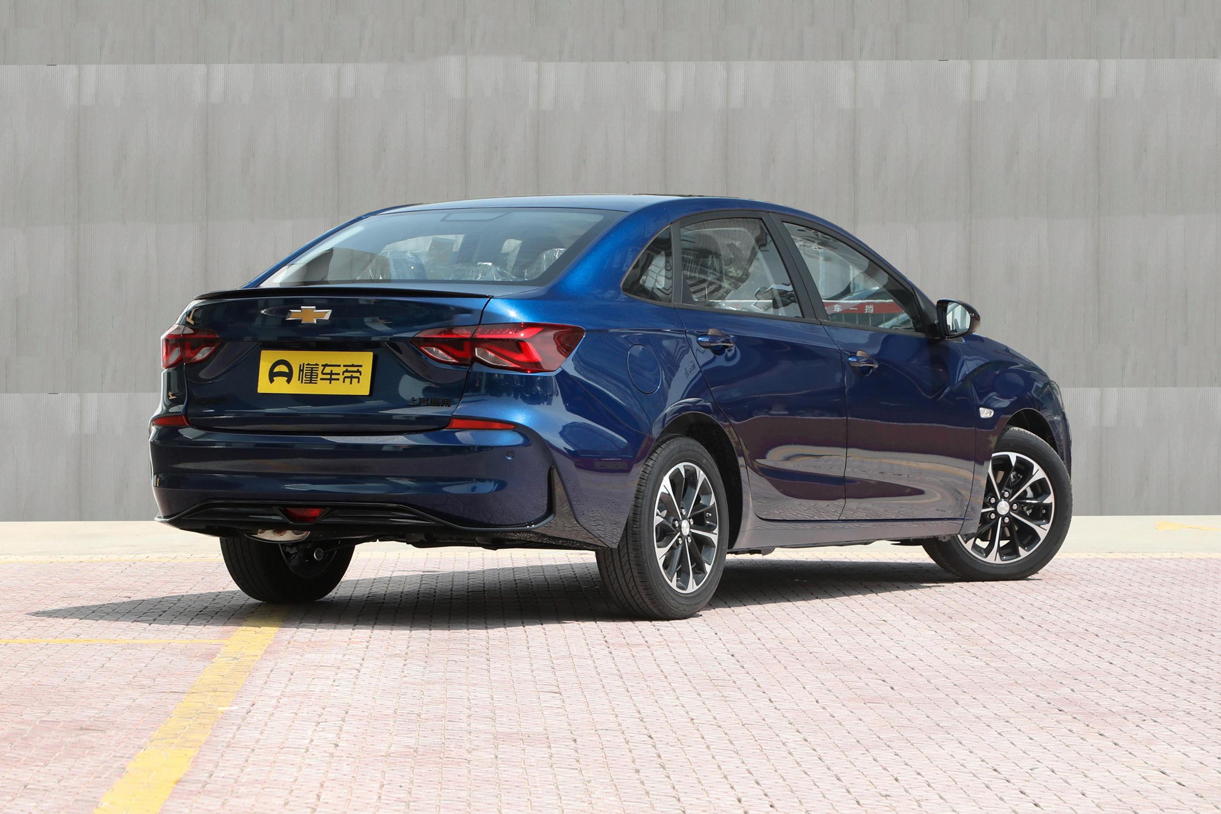 15万元就买这几款经济实用合资车,家用代步首选这3款合资车8万落地