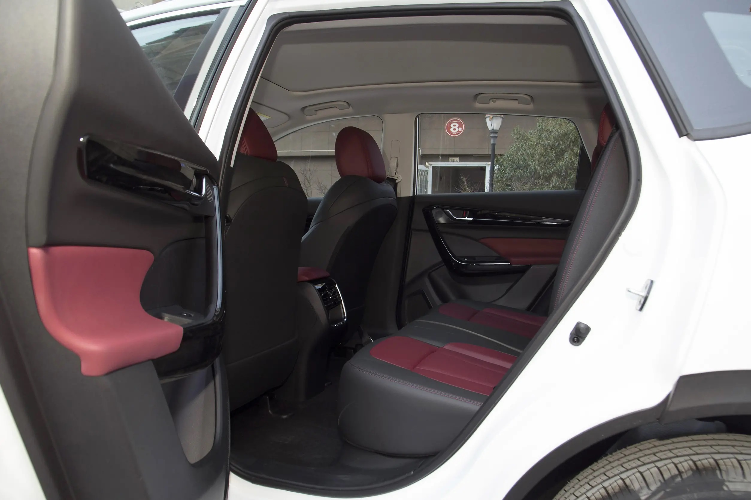 9.59万元起东风风神ax7马赫版上市,东风风神ax7马赫版落地价格优惠