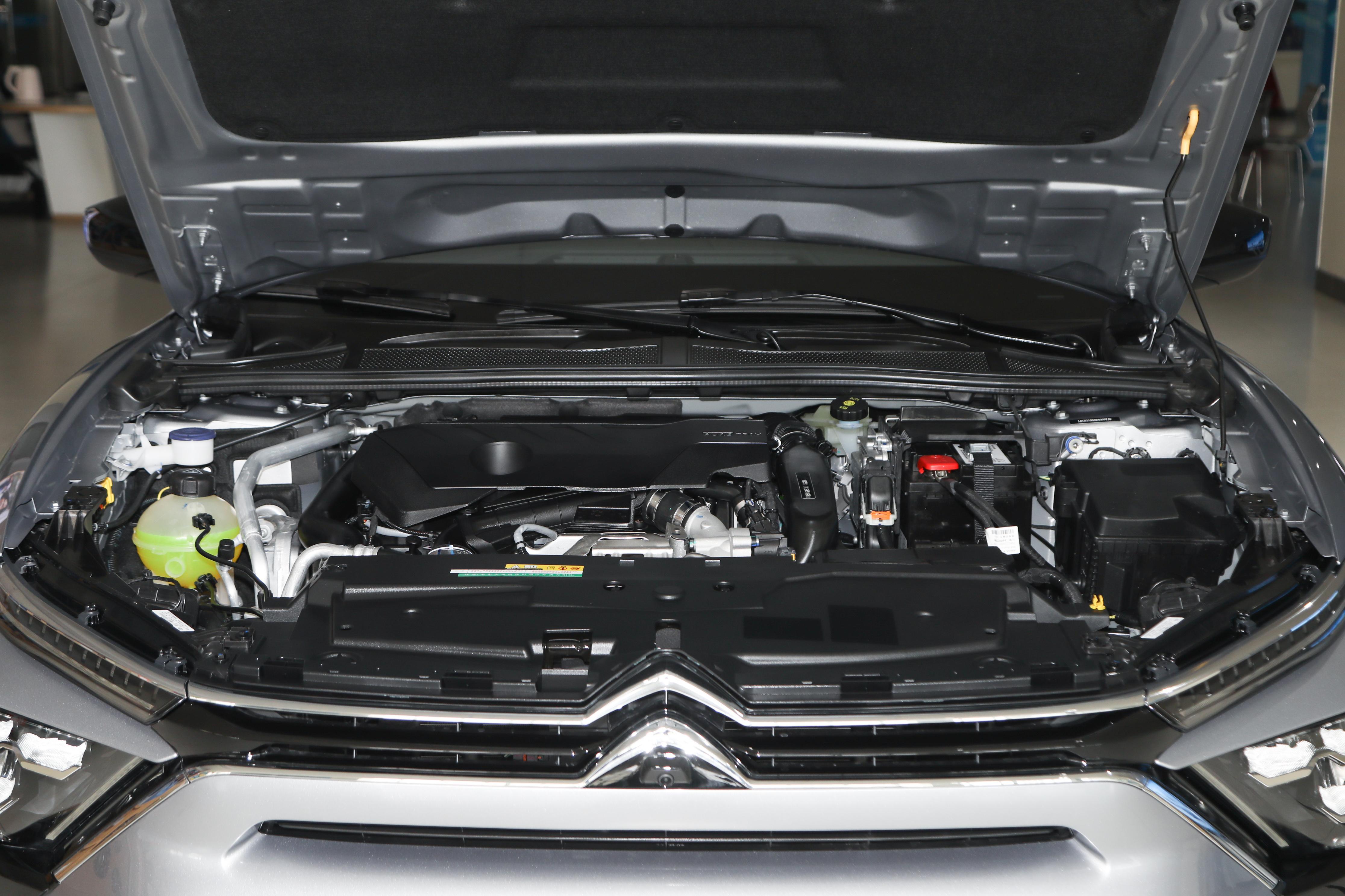 凡尔赛c5x2024值不值得买呀,雪铁龙凡尔赛c5x2024款顶配