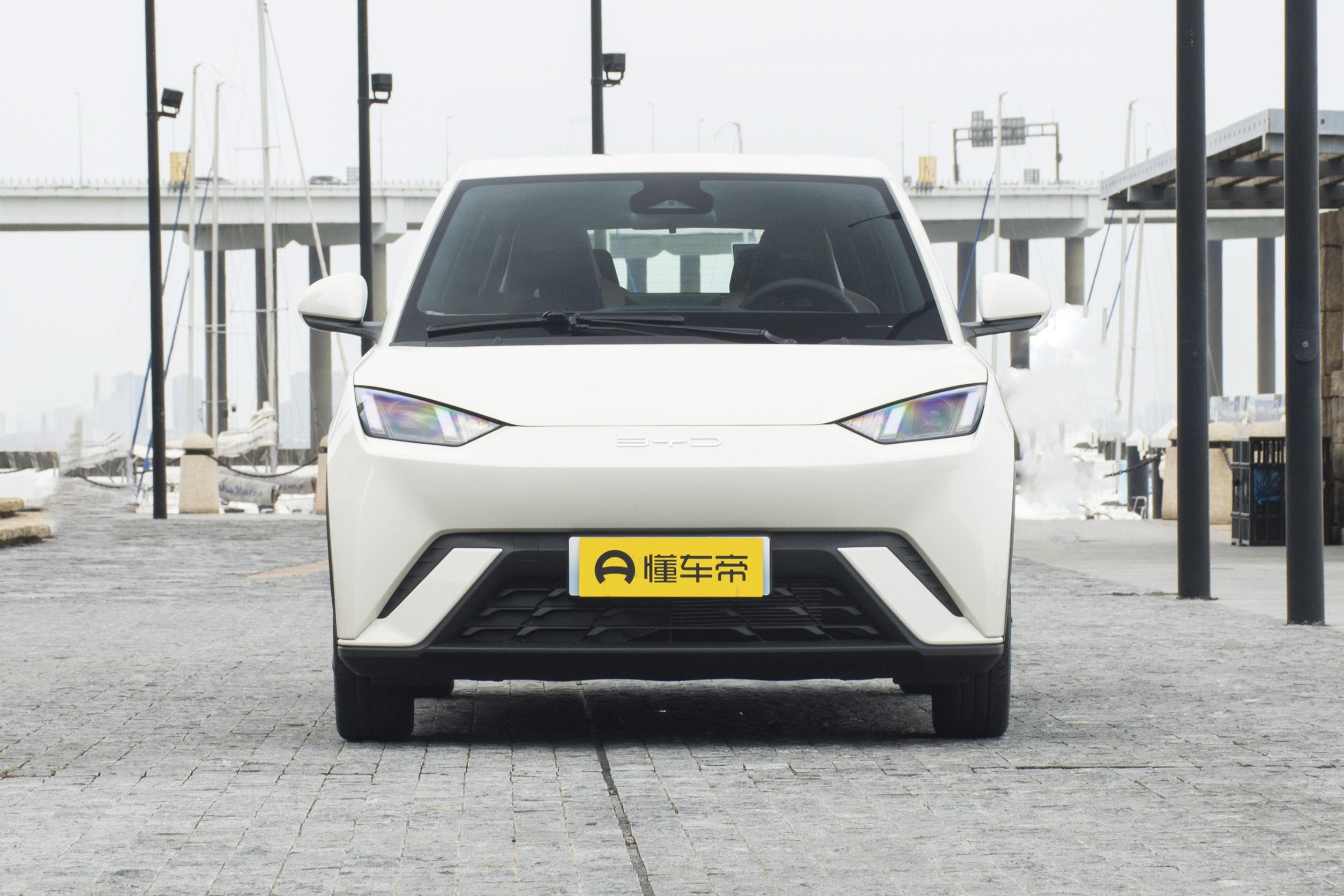 适合女生开的小车性价比高的车型,省油好开的家用性能轿车推荐