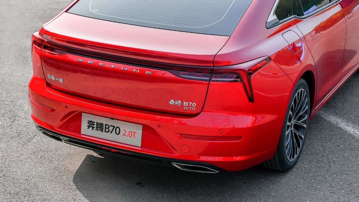 b70和星瑞哪个空间大,新款b70和星瑞