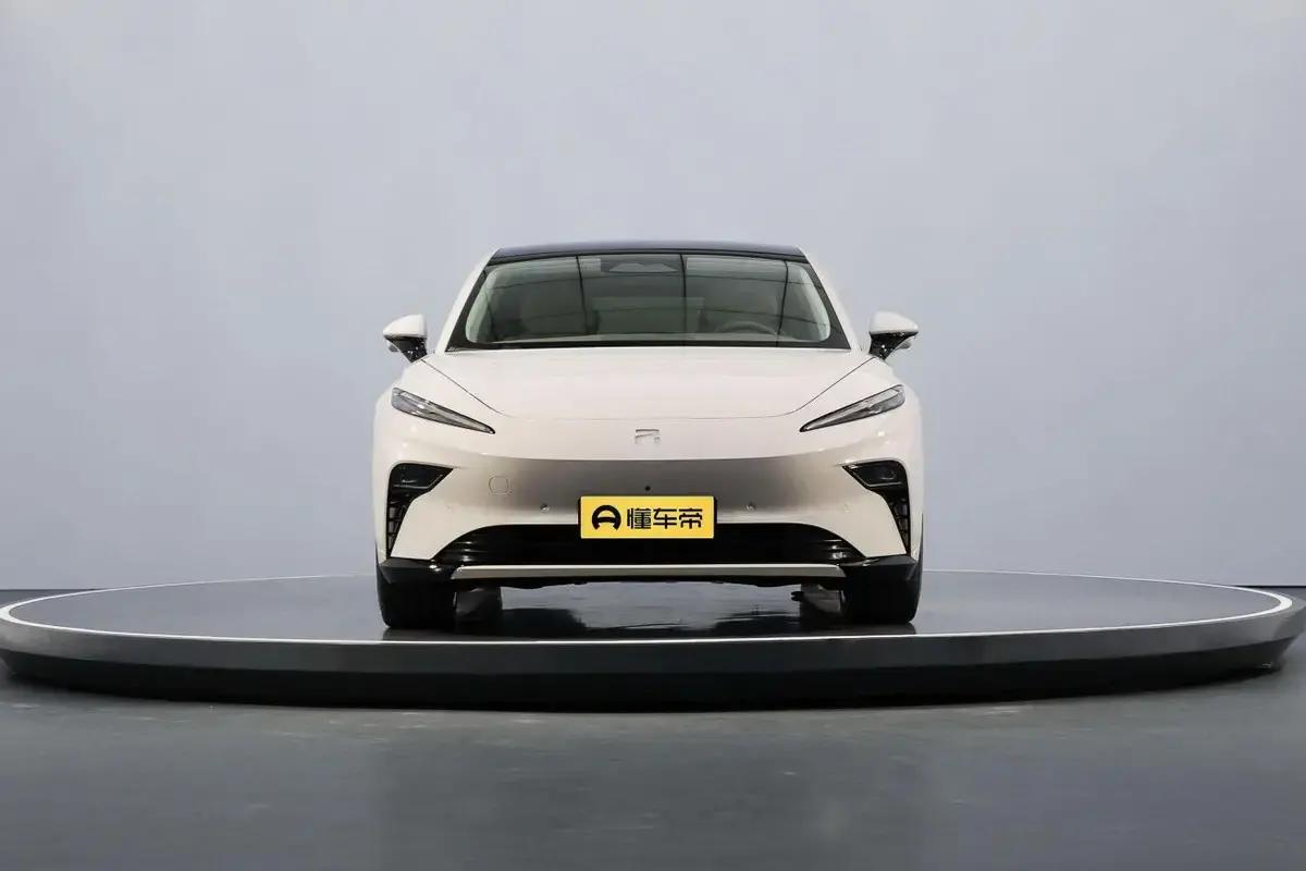 飞凡f7带来颠覆性座驾体验,飞凡f7驾控