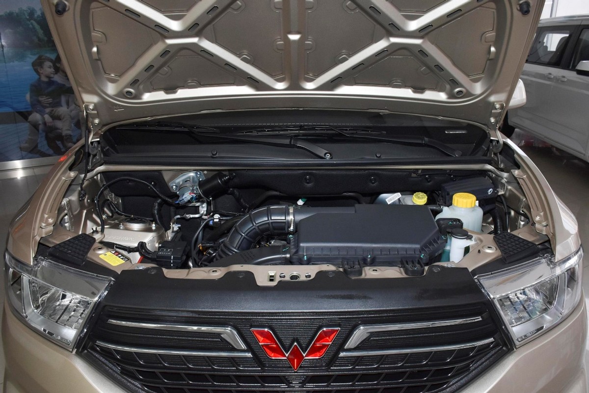 五菱宏光V1.2排量油耗是多少,五菱宏光v1.5l实际油耗是多少