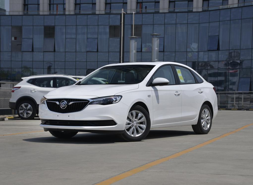 优惠4万的君威性价比很高啊,英朗4万左右性价比高的二手车