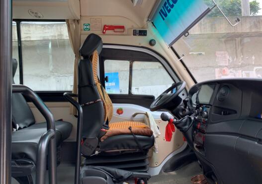 为什么选择依维柯,为啥会选择依维柯