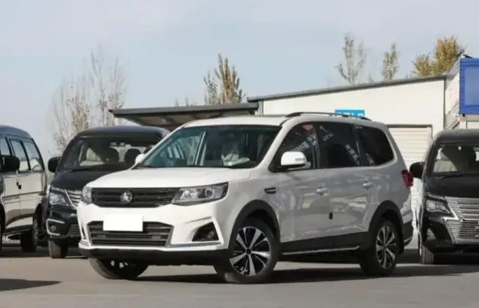 入门级suv1.6l,大空间7座suv东风风行sx6